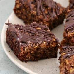 Healthy Oat and Date Slice