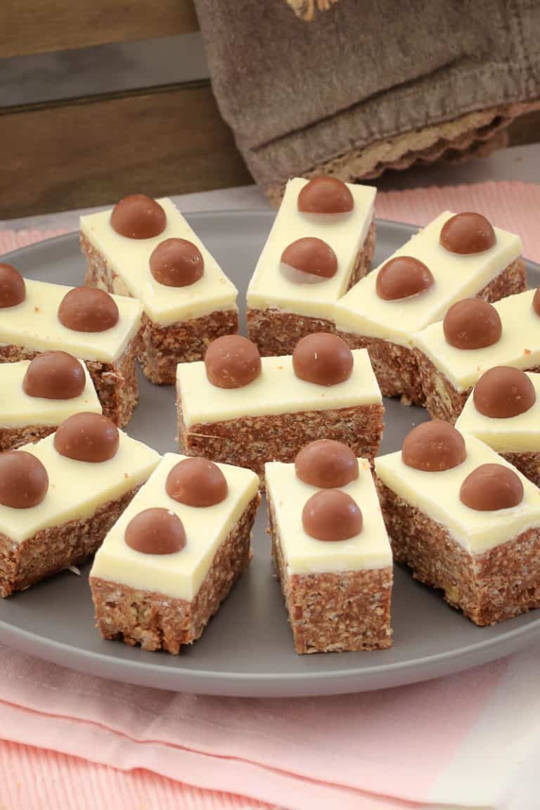 Malteser Slice (10 minute nobake recipe) Bake Play Smile
