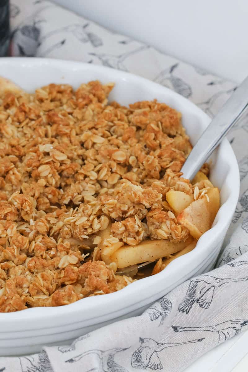 Super Easy Apple Crumble (best ever!) - Bake Play Smile