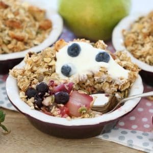 Healthy Pear & Berry Nut Crumbles