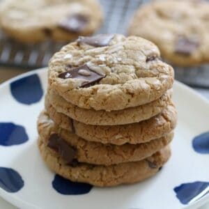 Chocolate Chunk Oat Cookies