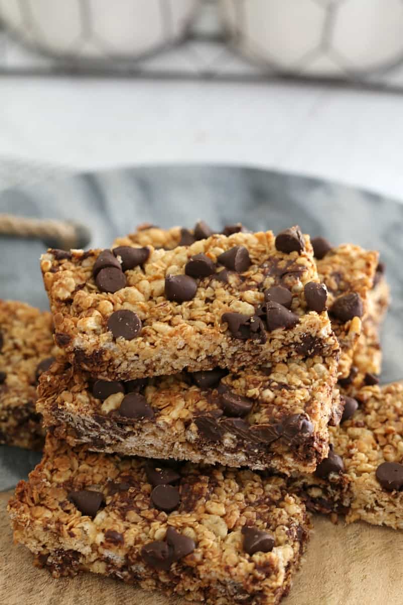 Easy Chocolate Chip Muesli Bars Bake Play Smile