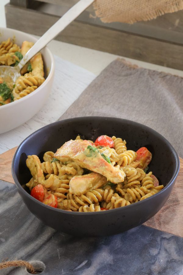 One Pot Creamy Pesto Chicken Pasta | Easy Midweek Dinner - Bake Play Smile