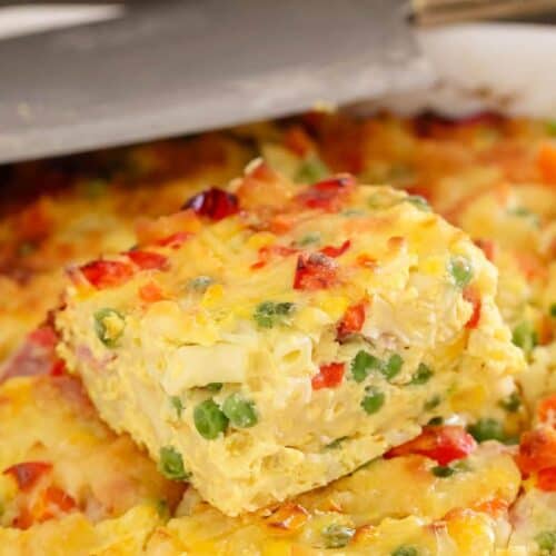 Cheesy Macaroni & Vegetable Frittata Bake - Bake Play Smile