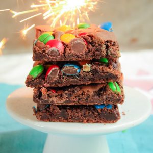 This one-bowl M&M Chocolate Brownie Slice is the perfect mix of chewy and crunchy! A delicious chocolate brownie filled with bright and colourful M&Ms.