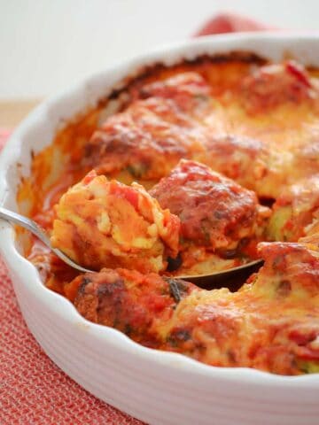 These Oven Baked Chicken Parma Meatballs with an Italian tomato sauce and melted cheese are a family favourite! Kid-friendly, easy and delicious!!