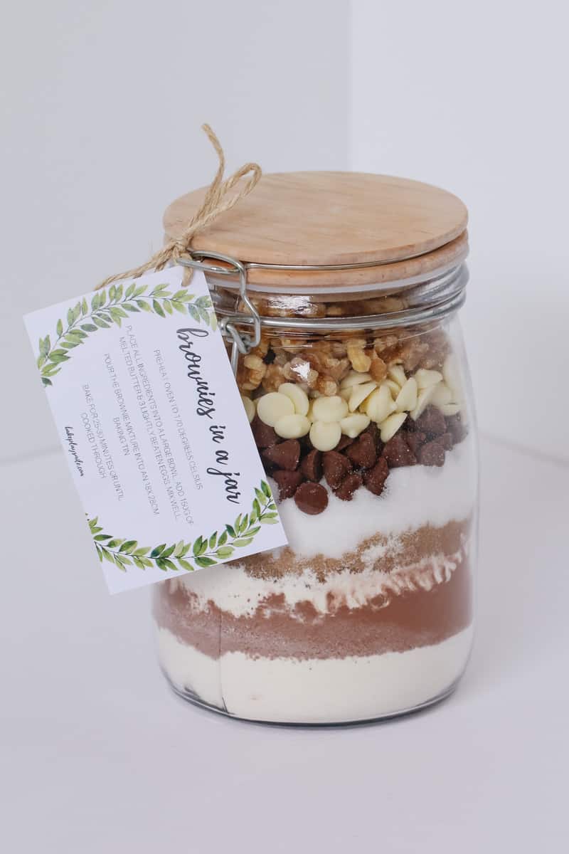 Brownies in a Jar | Homemade Gift with FREE Printable Gift Tag - Bake ...