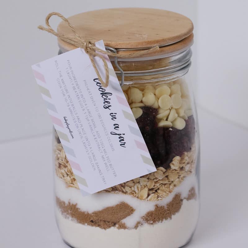 Cookies In A Jar  Homemade Gift with FREE Printable Gift Tag