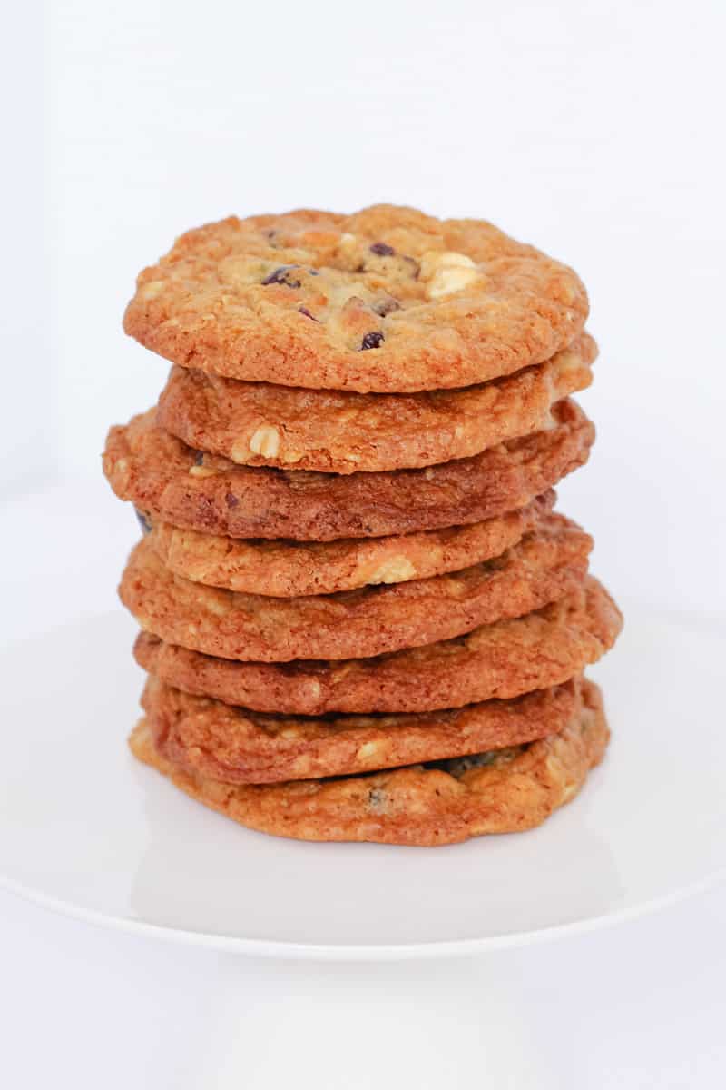 A stack of eight cookies