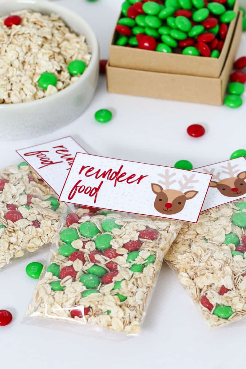 Reindeer Food - Free Christmas Printable Gift Bag - Bake Play Smile