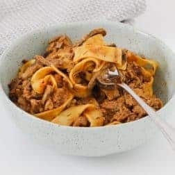 A family favourite slow cooker beef stroganoff recipe filled with tender beef in a creamy mushroom sauce and served with pasta. 