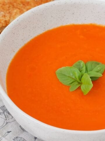A hearty vegetable-packed winter tomato soup recipe that makes a healthy and delicious midweek meal... have it on the table in 45 minutes!