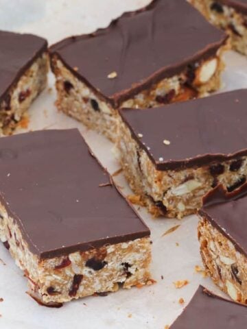 Our sweet and crunchy Almond, Cranberry & Dark Chocolate Muesli Bars are always a family favourite! 
