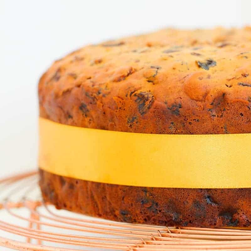 Easy Christmas Cake Recipe - Nicky's Kitchen Sanctuary