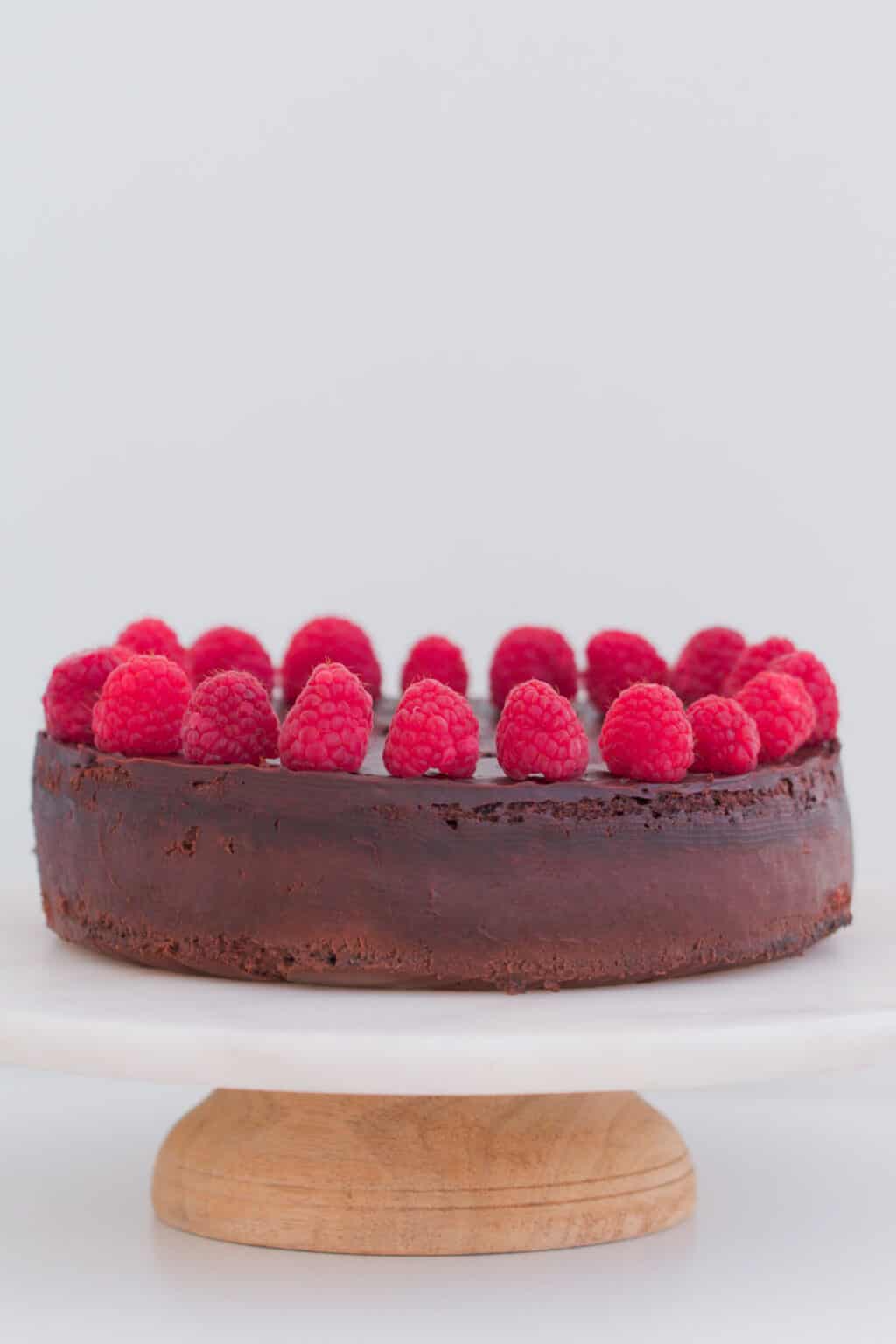 3 Ingredient Flourless Chocolate Cake | Gluten-Free - Bake Play Smile