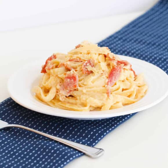 Easy Fettuccine Carbonara
