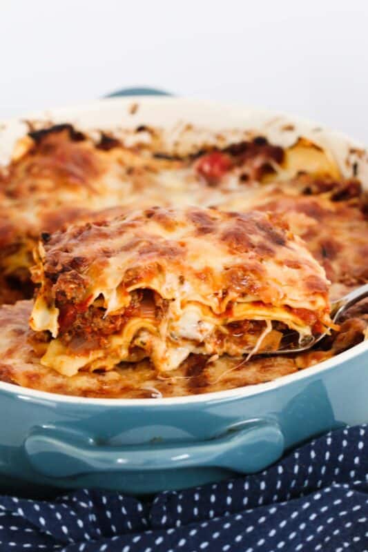 Easy Beef Lasagne | Quick & Easy Recipe - Bake Play Smile