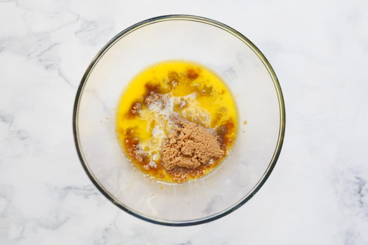 Melted butter, brown sugar and milk in a glass bowl
