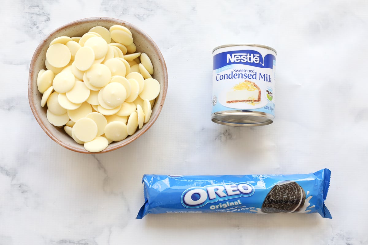 The three ingredients for cookies and cream fudge.