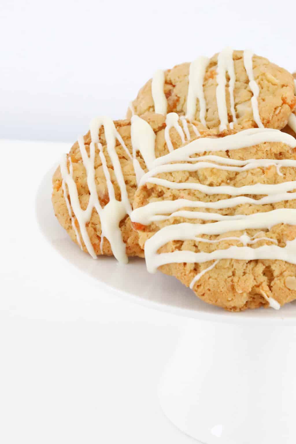 Apricot, Macadamia & White Chocolate Oat Cookies - Bake Play Smile