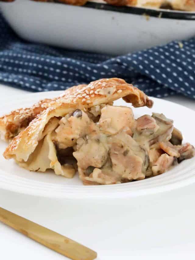 Chicken and Mushroom Pie Bake Play Smile