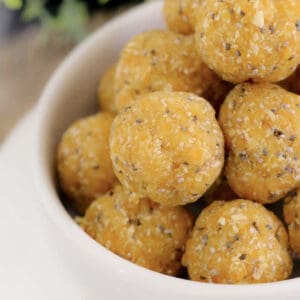 https://bakeplaysmile.com/wp-content/uploads/2022/03/Apricot-Coconut-Chia-Balls-square-300x300.jpg