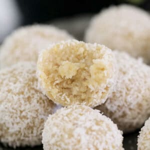 https://bakeplaysmile.com/wp-content/uploads/2022/03/Lemon-Bliss-Balls-square-300x300.jpg