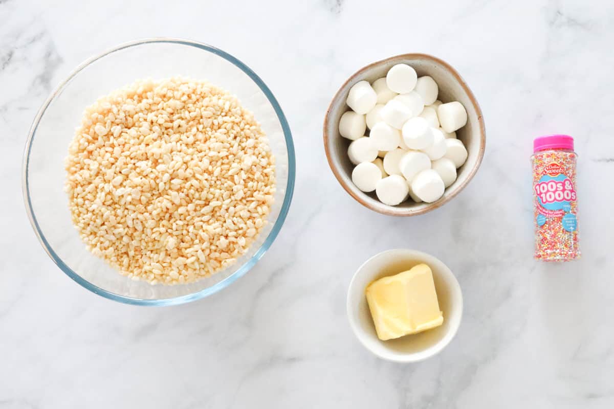 The ingredients for marshmallow slice with rice bubbles.