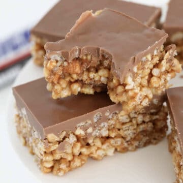 Snickers Slice | Easy No Bake Recipe - Bake Play Smile