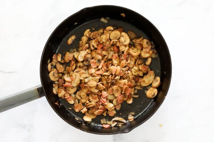 Steak And Mushroom Pie - Bake Play Smile