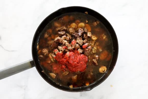 Steak And Mushroom Pie - Bake Play Smile