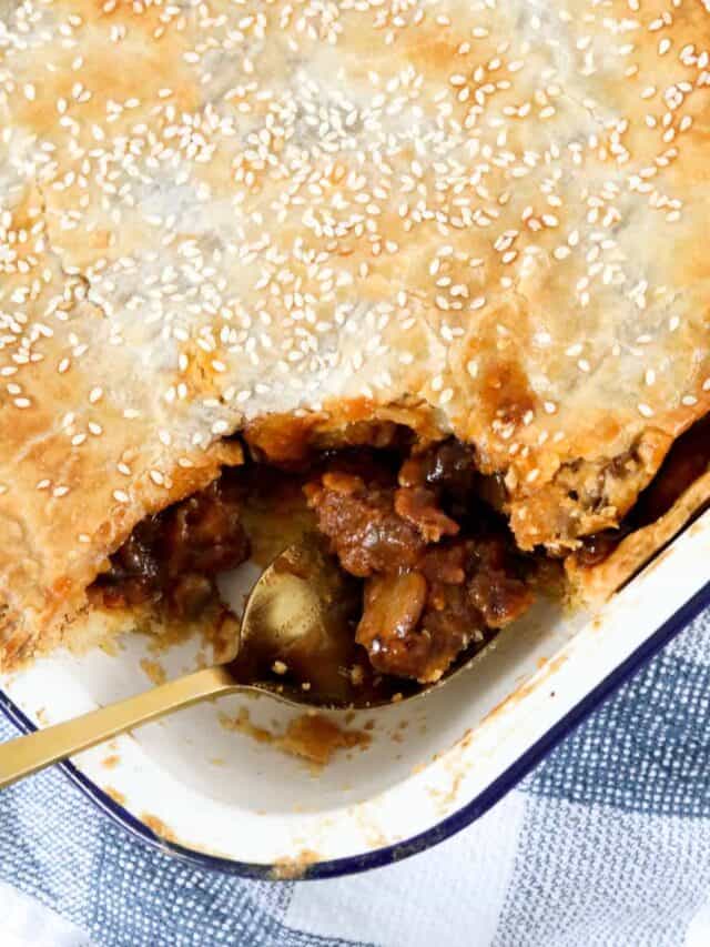 Steak and Mushroom Pie - Bake Play Smile