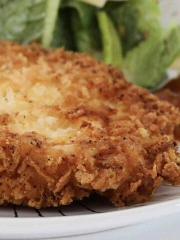 Crispy golden chicken coated in panko crumbs and pan fried.