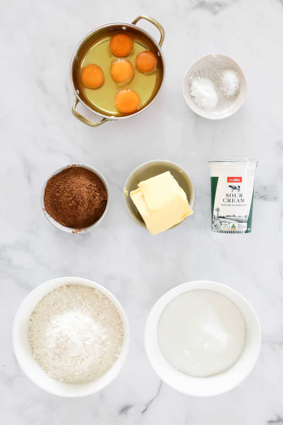Ingredients needed to make chocolate sour cream pound cake