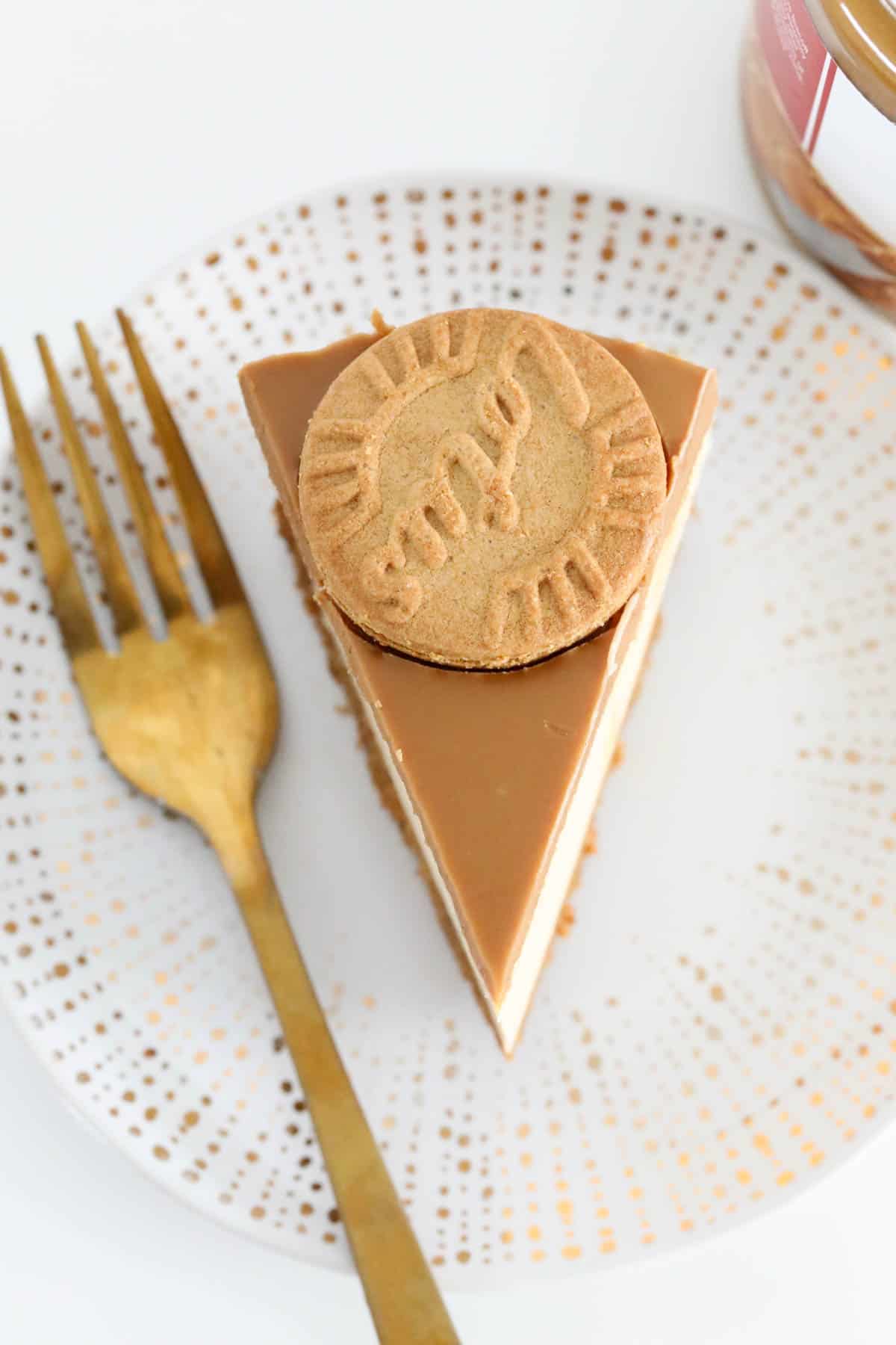 An overhead shot of a piece of Biscoff cheesecake.