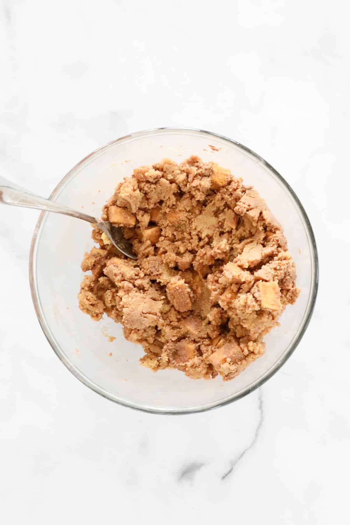 The crushed biscuit base mix with chunks of honeycomb mixed through.