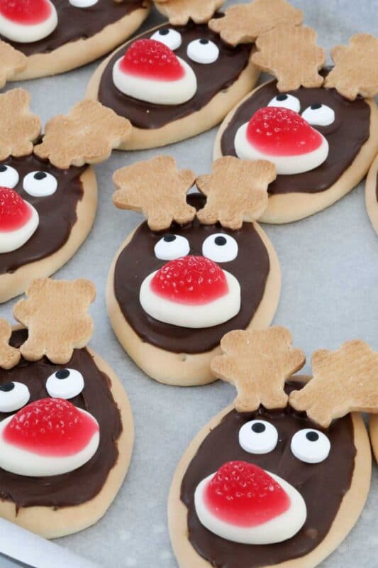 super-cute-reindeer-biscuits-5-ingredients-ready-in-5-minutes