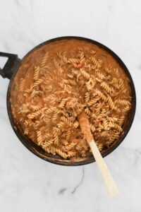 Creamy Beef Mince Pasta | 35 Minute Midweek Winner! - Bake Play Smile