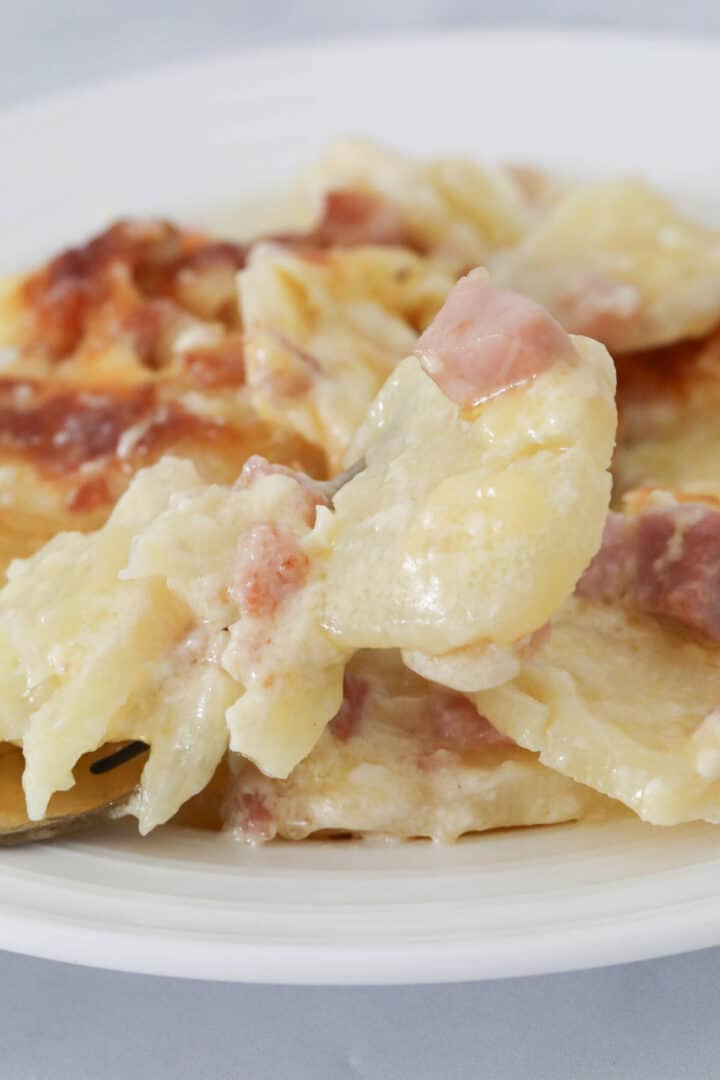 Creamy & Cheesy Potato And Bacon Bake - Bake Play Smile