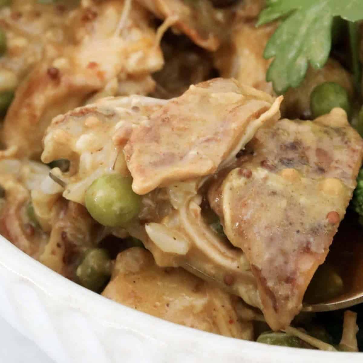 Chicken and peas in a creamy honey mustard sauce.
